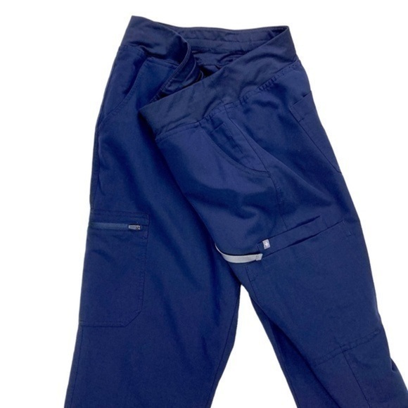 FIGS Cargo Pants Mens XL Navy Blue Axiom Straight Leg 7 Pockets Stretch Scrubs - Picture 6 of 16